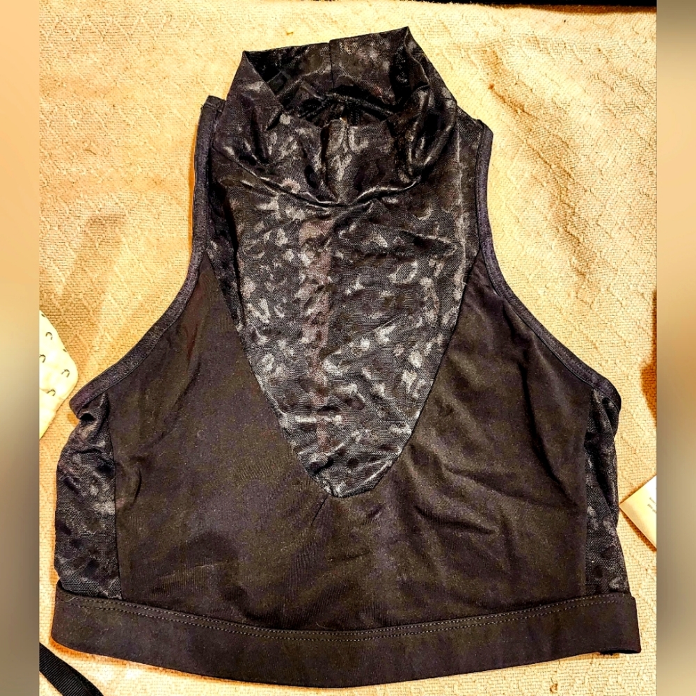 Victoria Secret Leopard Top VS Workout Top VS Performance Top VS Workout Shirt